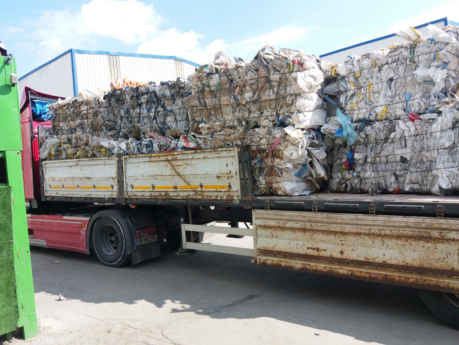 Bursa Hurda Nakliye – Kamyon ile Hurda Toplama